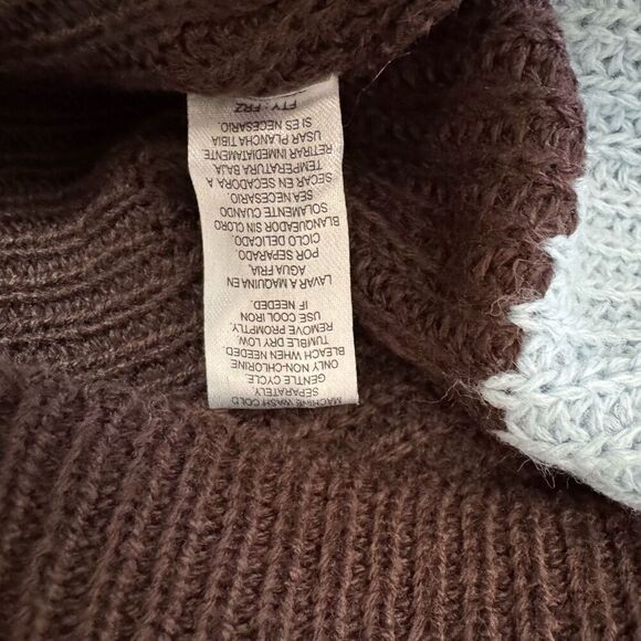 NWT Full Circle Trends (L) striped knit sweater with open back bow ties multi - Picture 4 of 4